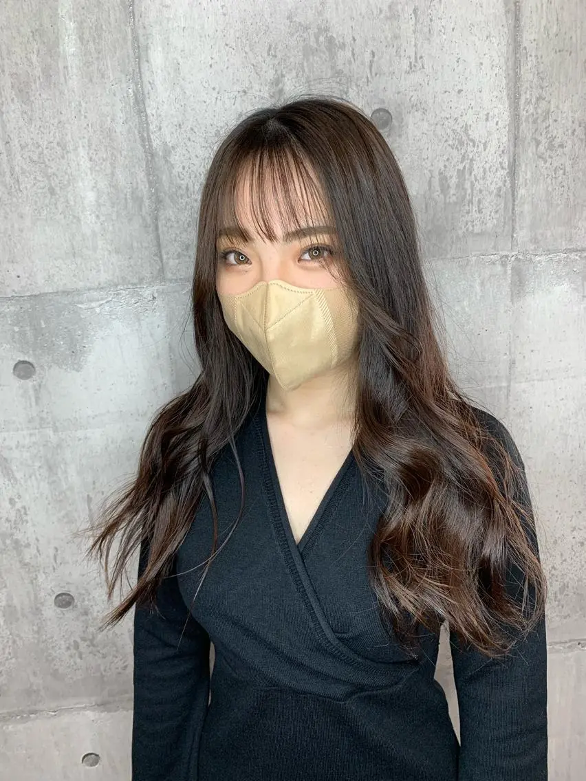セミロング yoshihara yuukiのヘアスタイル