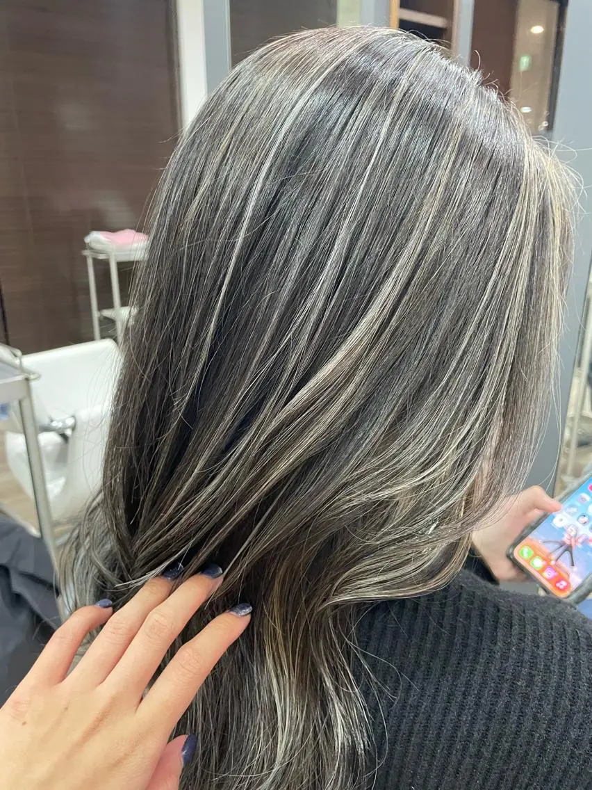 ロング カラー ハイライトカラー ハイライト たなか りなのヘアスタイル