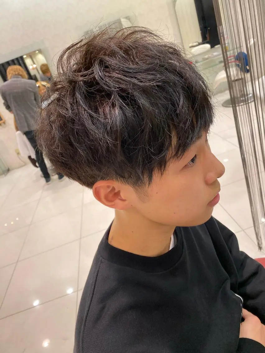 カラー メンズ 【育休中】EARTH 荒井店HARUNAのヘアスタイル