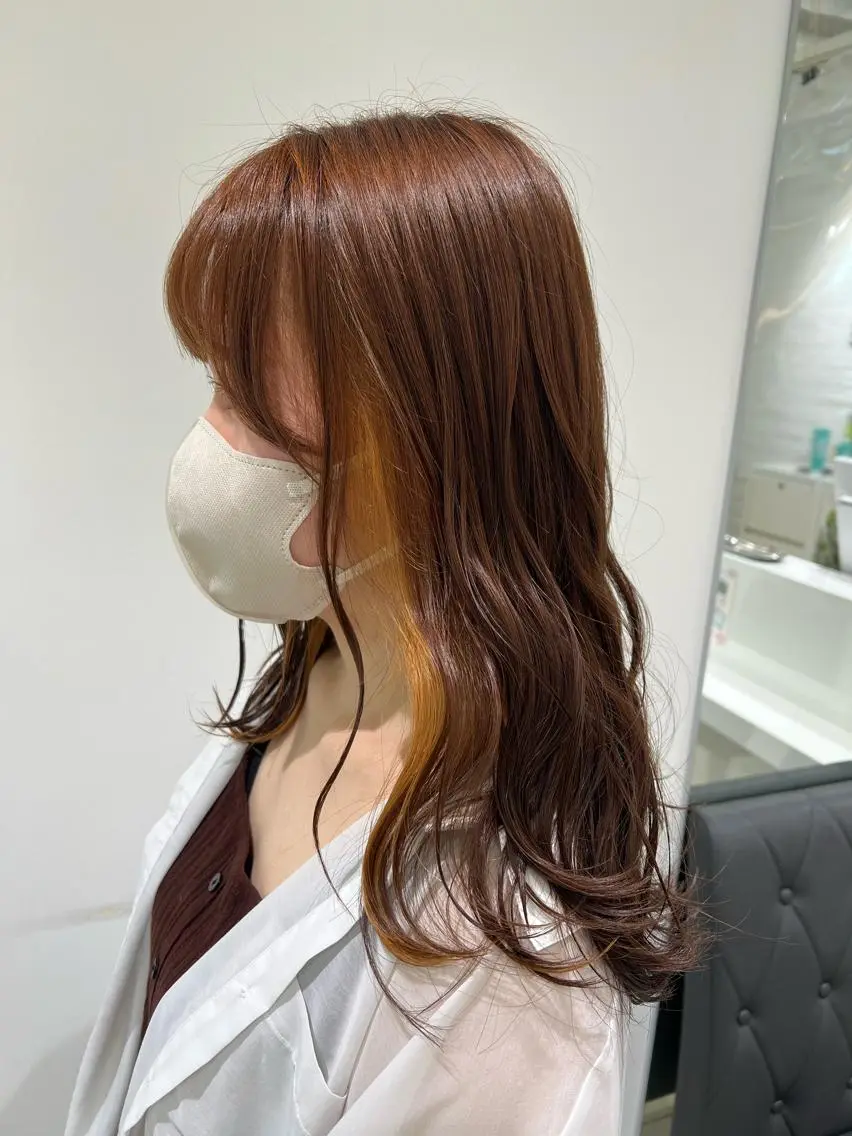 セミロング カラー ベージュカラー ブラウンカラー 透明感カラー イヤリングカラー オレンジ ヘアカラー トリートメント 【暖色カラー特化】 中山由梨のヘアスタイル