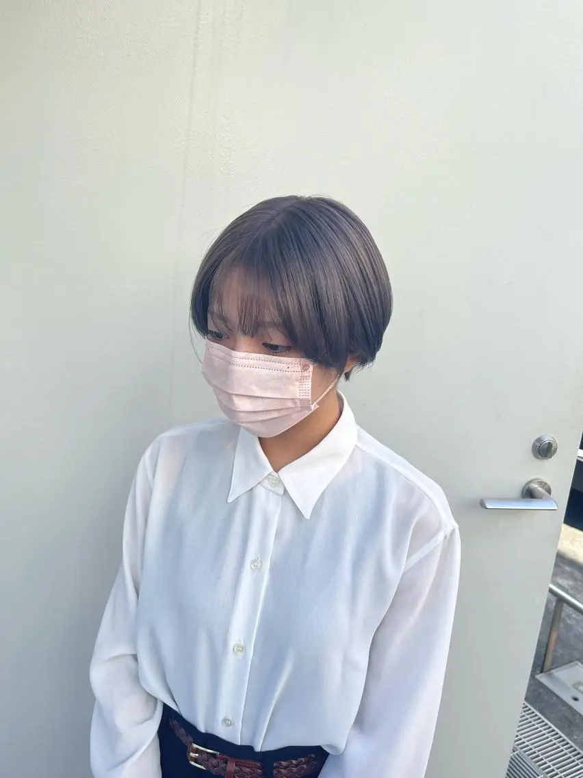 セミロング カラー ブリーチ グレージュ パープルカラー パープルグレージュ ボブ/レイヤー /河内温太のヘアスタイル