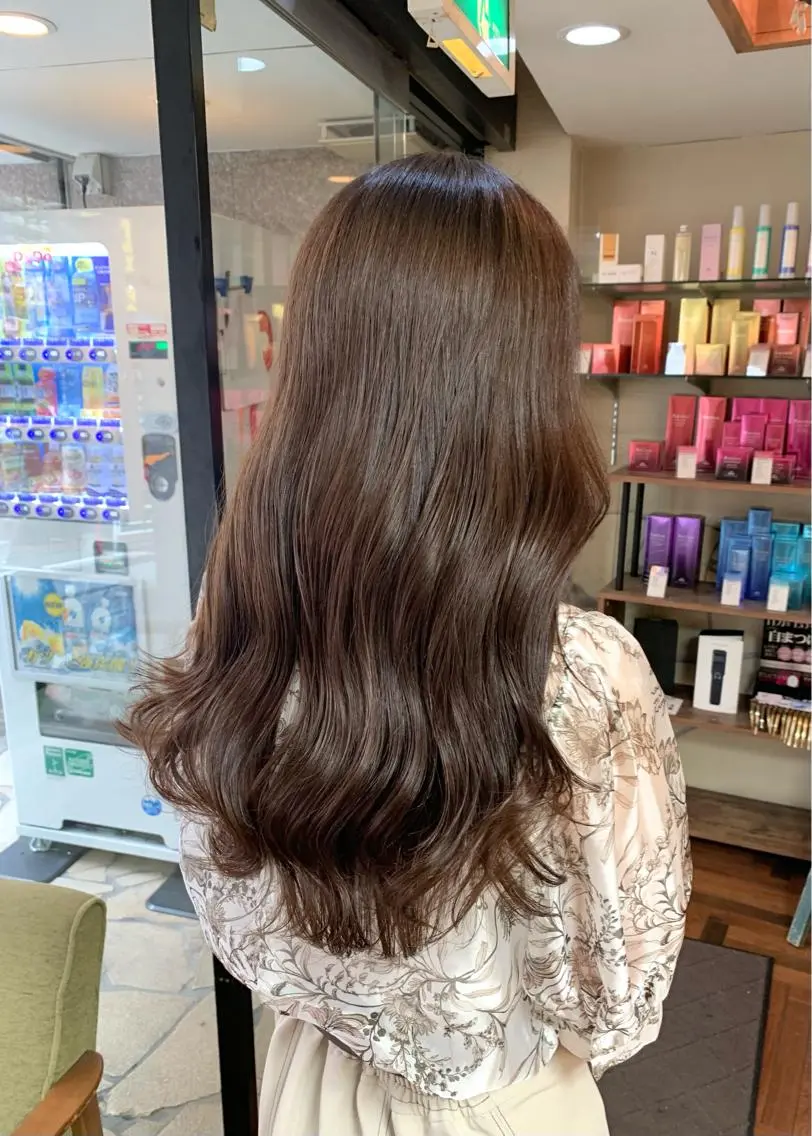 ロング カラー ベージュカラー ブリーチ ブリーチなしカラー 矢野 晃平のヘアスタイル