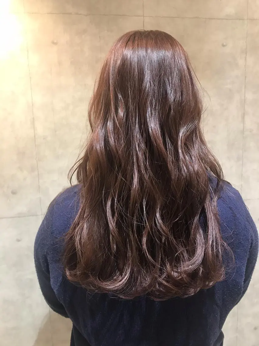 ロング カラー パーマ 泉谷 莉可のヘアスタイル
