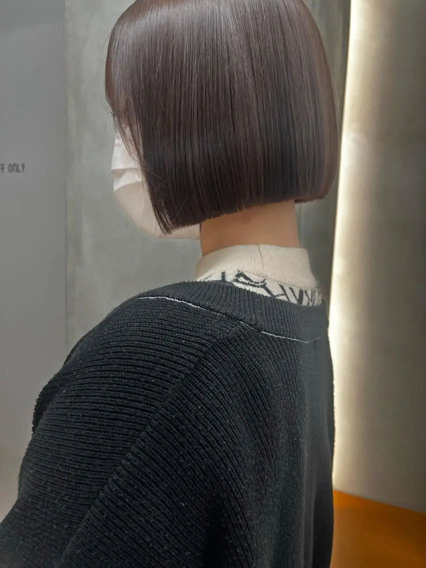 ミディアム 縮毛矯正ボブ&顔まわ レイヤー♡TOMOEのヘアスタイル