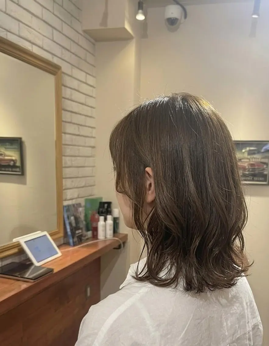 ミディアム カラー 顔周りカット flencia 丸 和博|カットのヘアスタイル