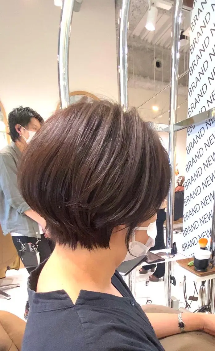 ショート くびれヘア ショートヘア 坂井 茅聖のヘアスタイル