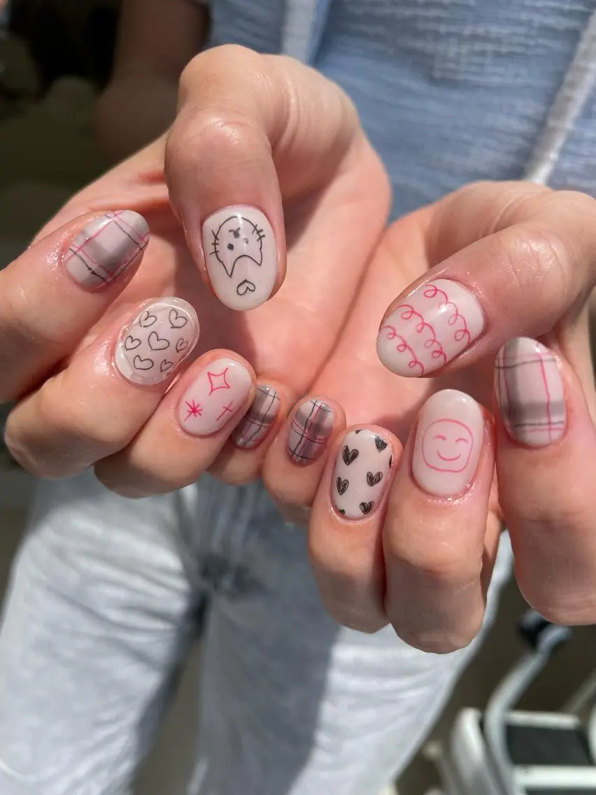 ネイル ハンドネイル Hisaka Mikiのネイルデザイン