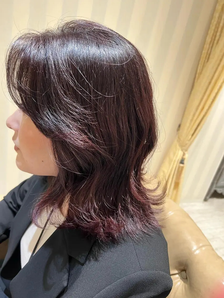 ミディアム カラー PON　ハイトーン ショートカット心斎橋のヘアスタイル