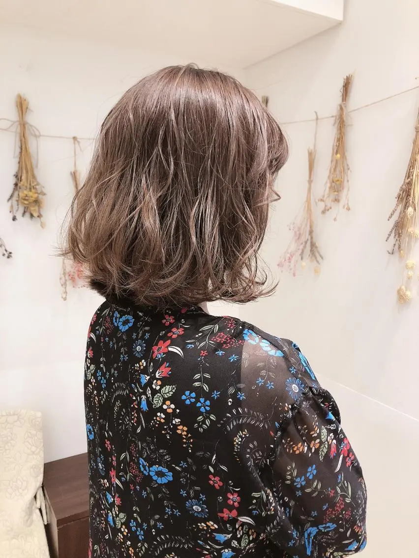 ミディアム カラー ブリーチ ブロンド グラデーションカラー ハイライトカラー ハイライト はだゆうき @hadadan08のヘアスタイル