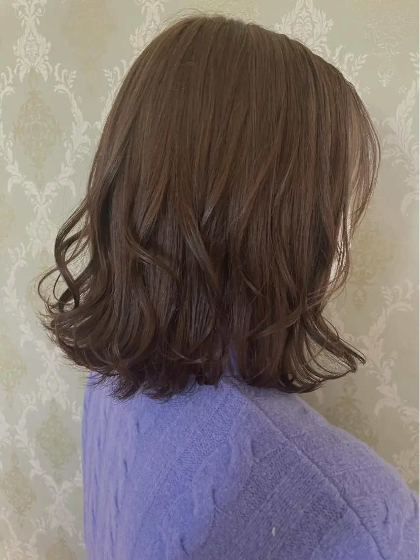 ミディアム カラー ベージュカラー 透明感カラー オリーブベージュ EARTH中島 秋桜久のヘアスタイル