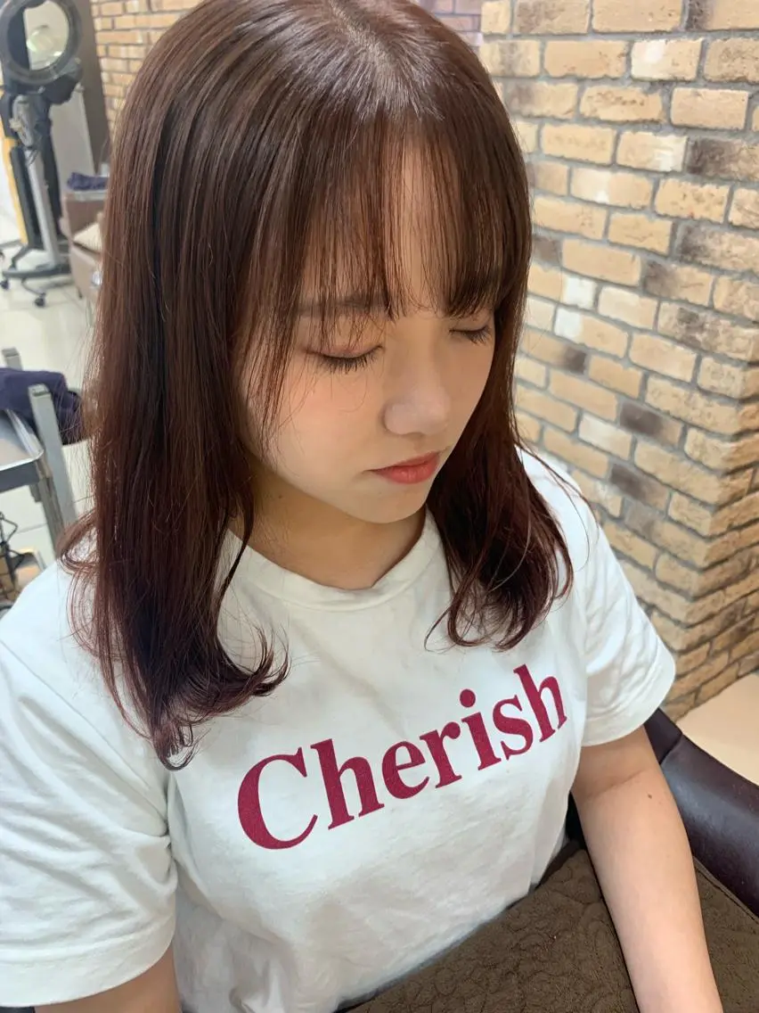 ミディアム 羽エクステ🪽 🤍まき🤍のヘアスタイル