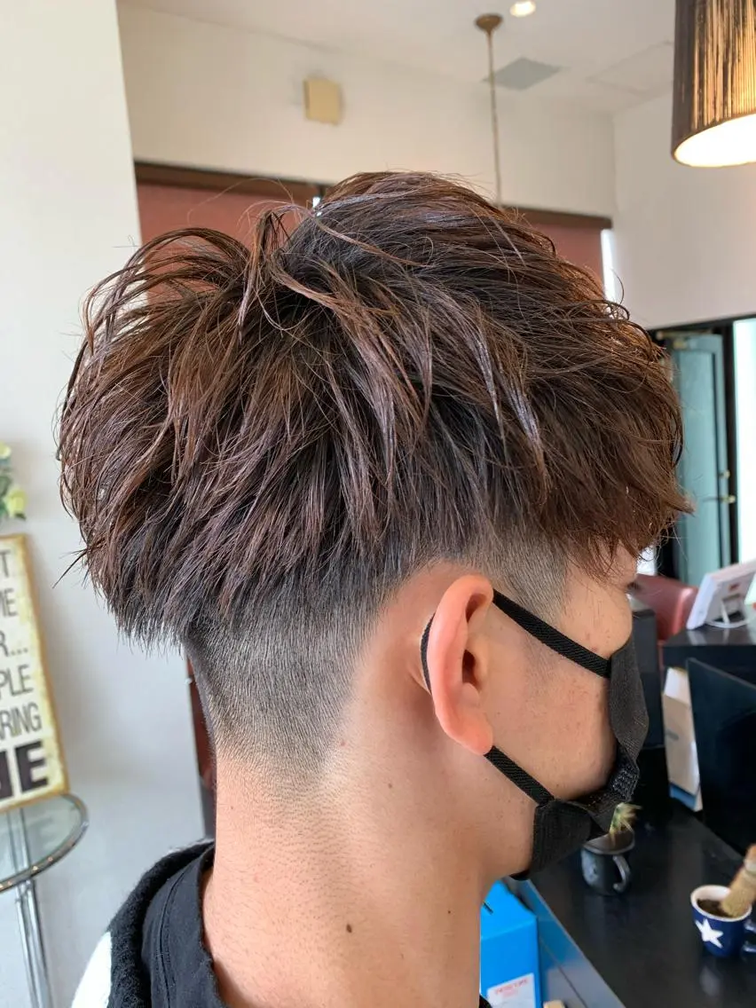 メンズ マッシュ 刈り上げ タカハシ ヨシヒトのヘアスタイル