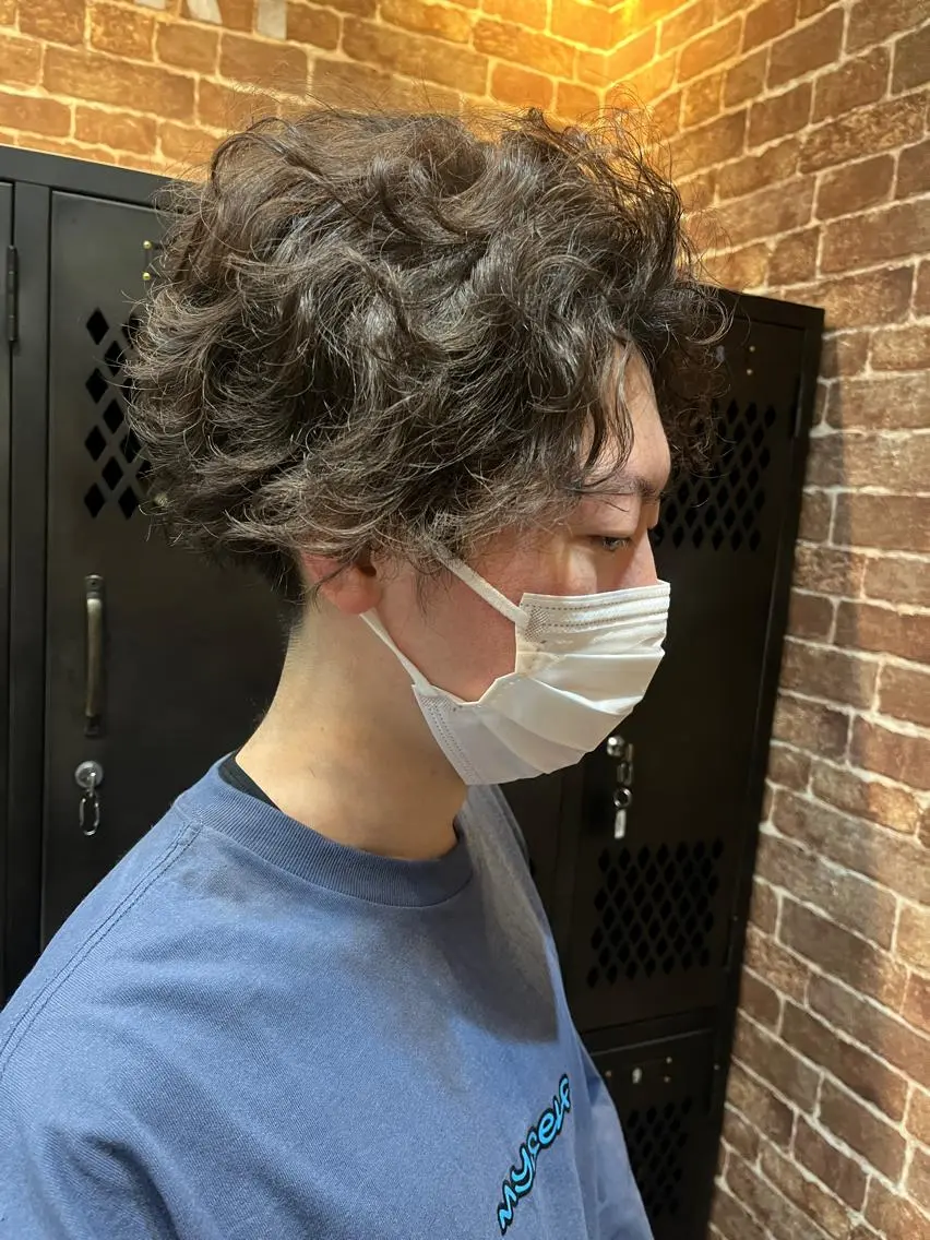 ショート カラー パーマ ヘアアレンジ メンズ キッズ ネイル マツエク・マツパ アイブロウ メンズブリーチ メンズハイライト メンズインナーカラー メンズ韓国風 ブリーチ 久木原 ゆりのヘアスタイル
