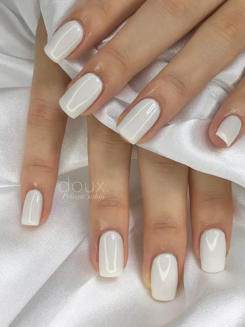 ネイル 韓国ネイル ワンカラーネイル シンプルネイル ワンホンネイル doux. nailのネイルデザイン