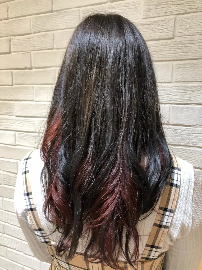 ロング カラー カット ヘアカラー 青井 梨紗のヘアスタイル