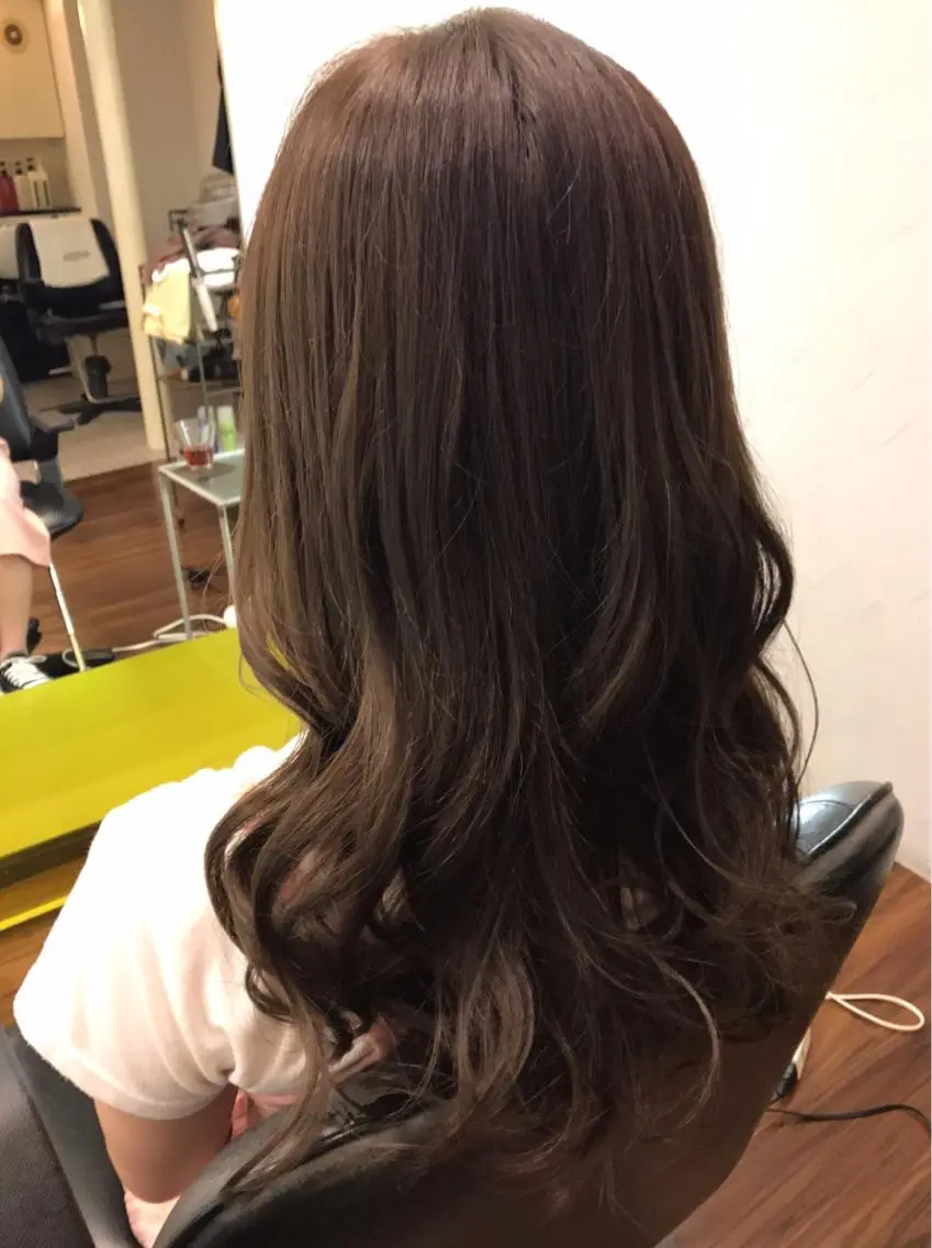 ロング カラー アッシュ 透明感カラー 髪質改善TR 透明感カラーHanaのヘアスタイル