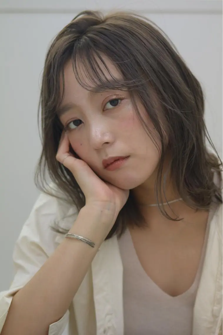 ミディアム カラー 🥛洒落髪小顔cut なら龍崎🥛のヘアスタイル