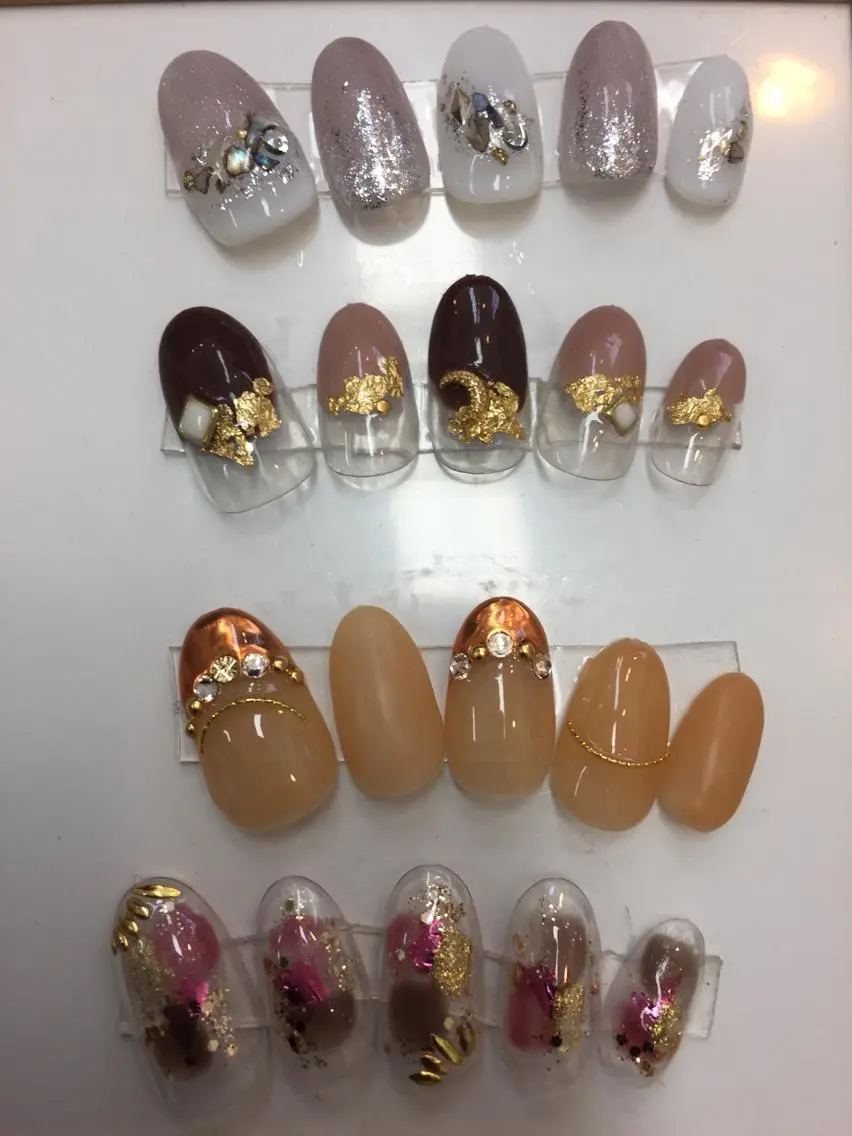 ネイル JEUNESSE 豊中服部店のネイルデザイン