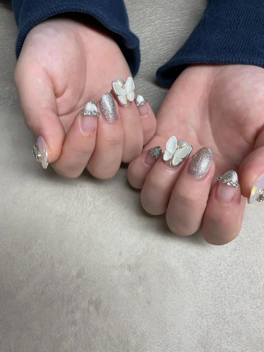 ネイル ハンドネイル フットネイル with hues AYAのネイルデザイン