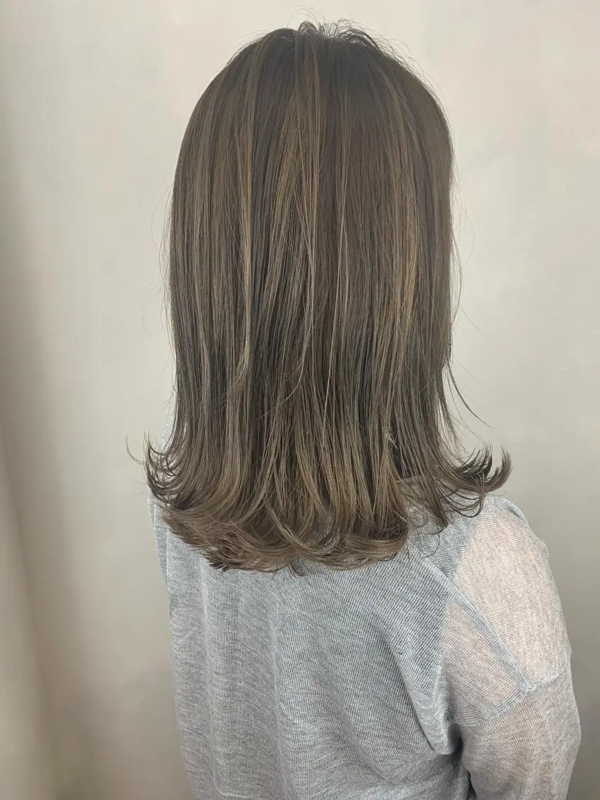 ミディアム ハイライト カット ヘアカラー 🍋old✂︎ CHIHOの眉毛・アイブロウイメージ