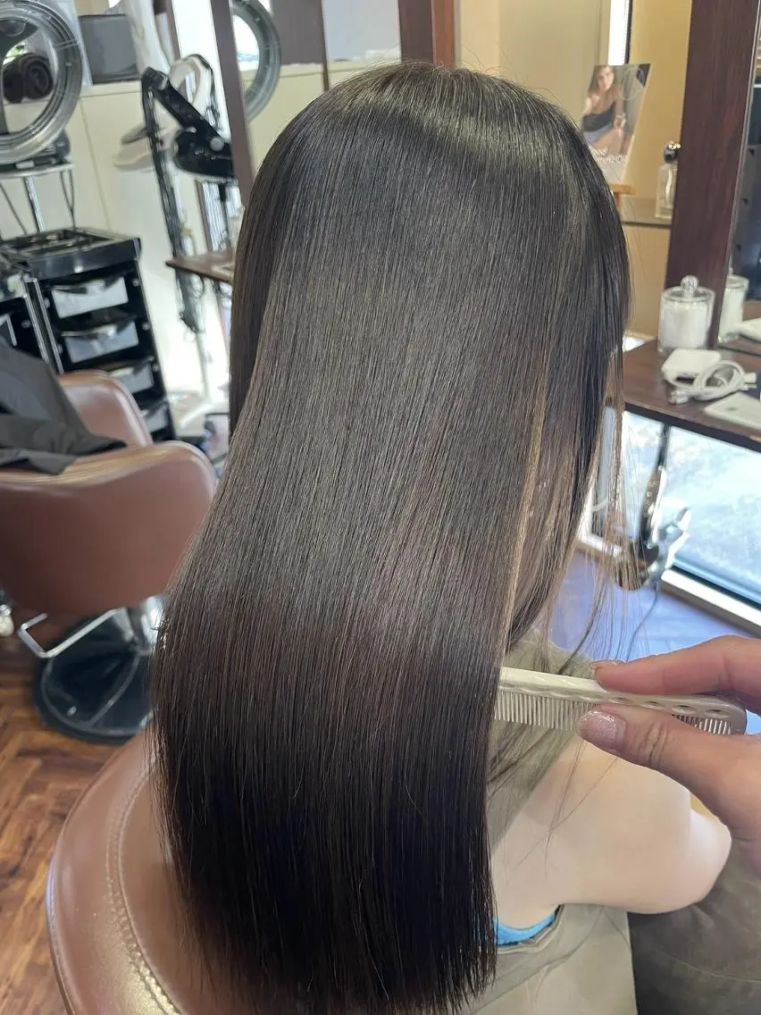 セミロング カラーモデル募集中 璃乃🫧のヘアスタイル