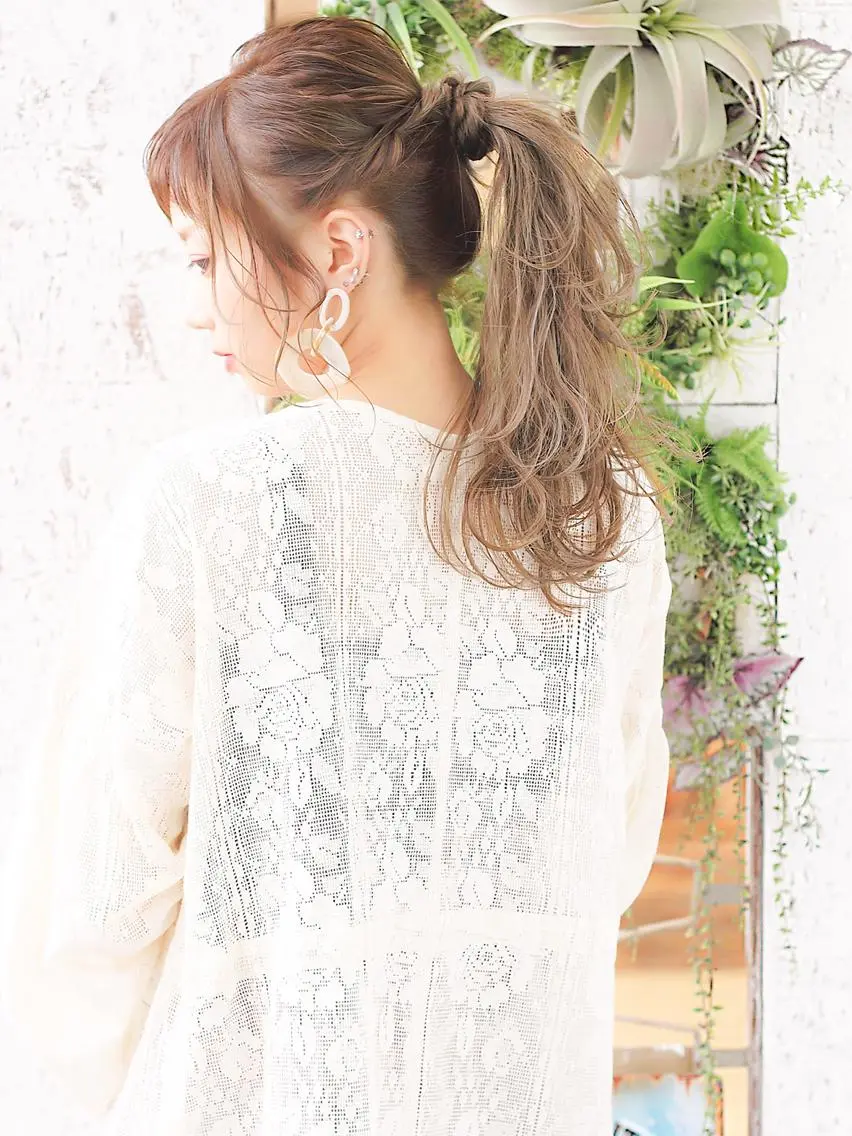 ロング ヘアアレンジ ヘアセット PLATANUS AOIのヘアスタイル