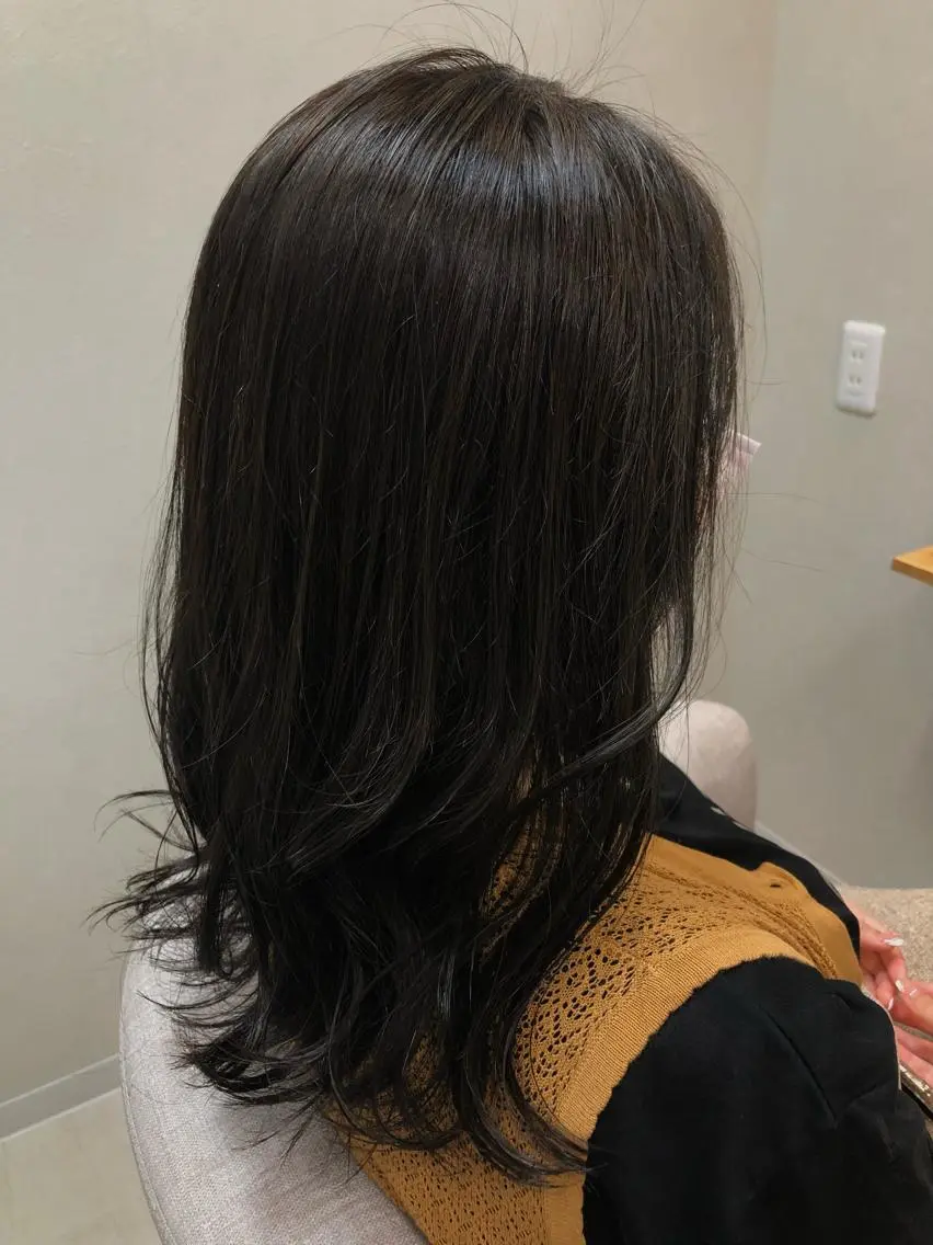 ミディアム カット ヘアカラー ショート/白髪ぼかし 君和田若菜のヘアスタイル