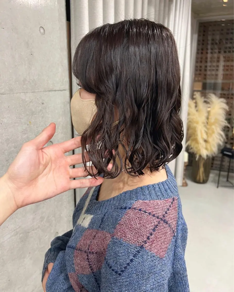 ミディアム パーマ カット ヘアカラー パーマ ボブパーマコテ巻き風 パーマNo1深江秀平のヘアスタイル