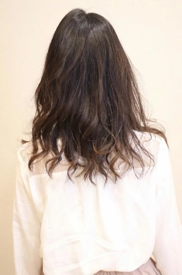 ロング ハイライト キノシタ ナオユキのヘアスタイル