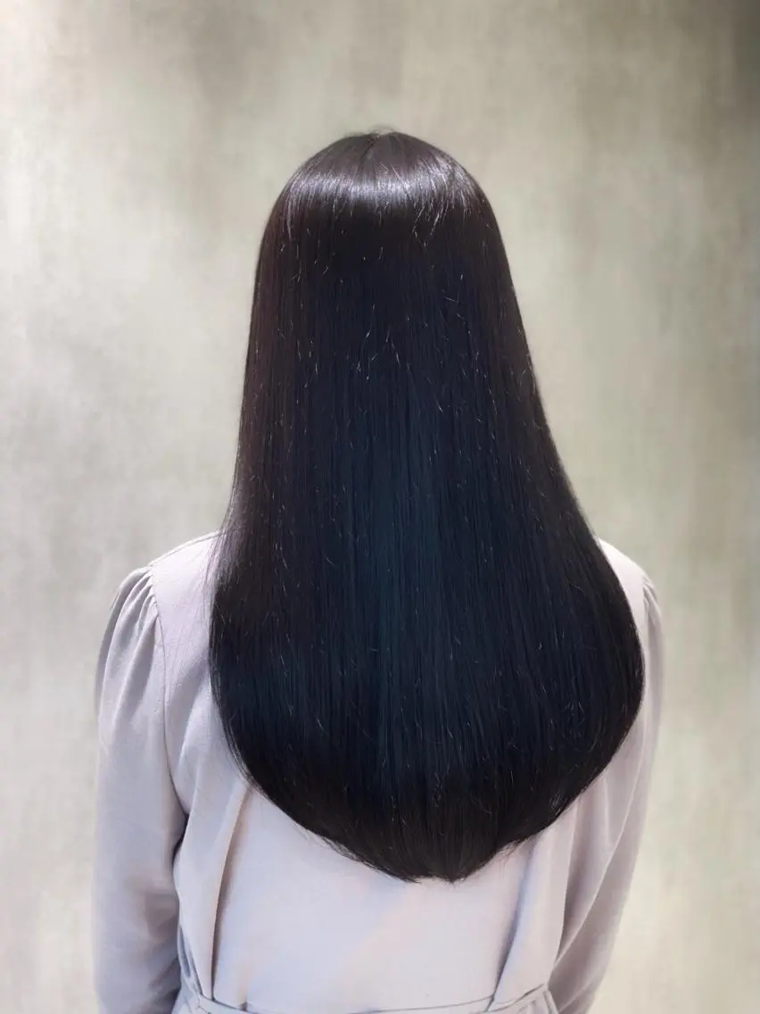 ロング CYNTHIADUE 店長| IRISUのヘアスタイル