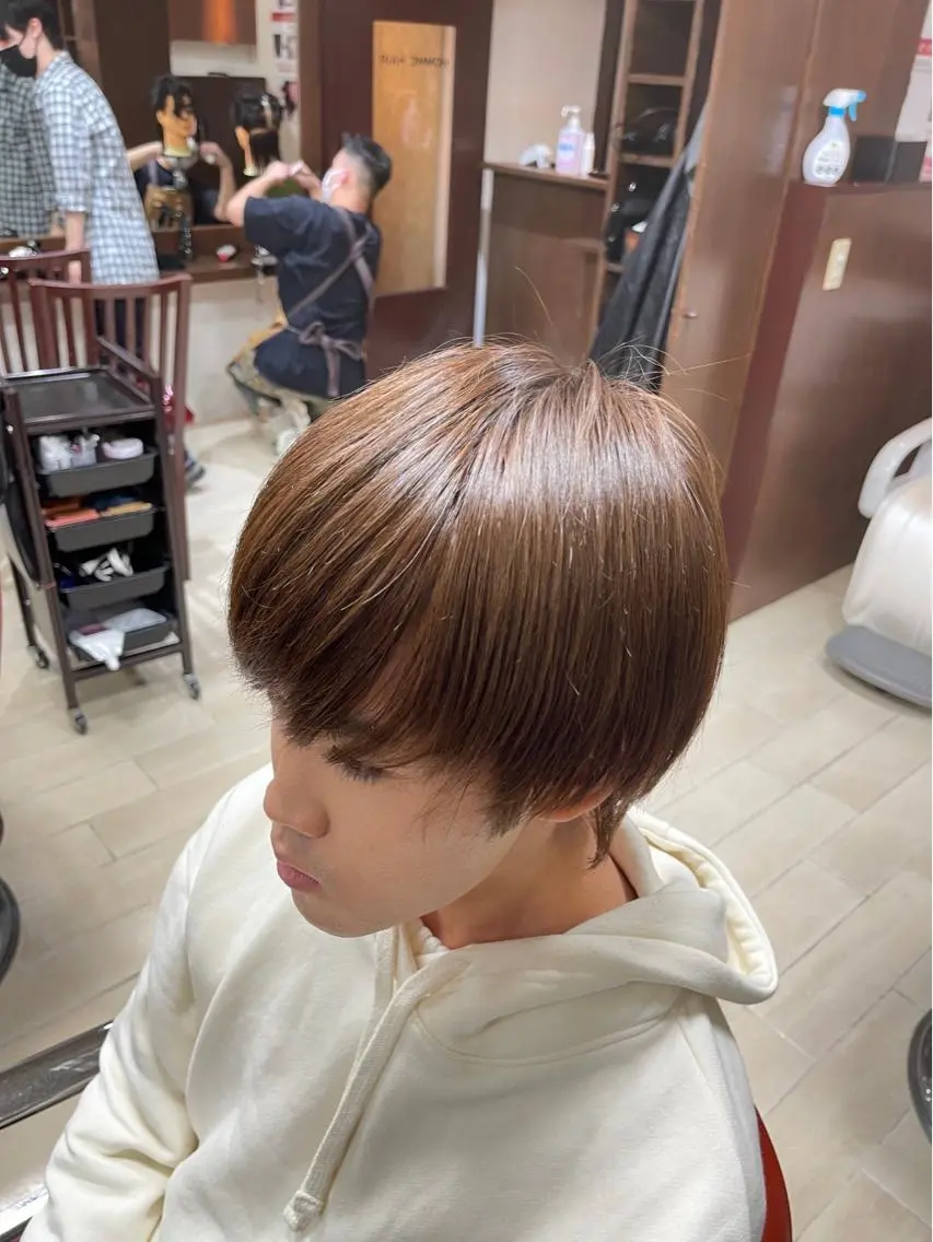 ショート カラー メンズ 佐々木 賢吾のヘアスタイル