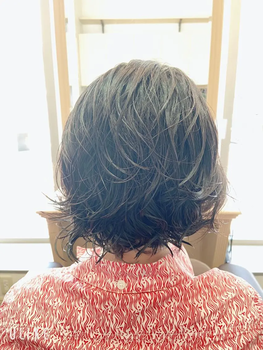 ミディアム パーマ ミディアムパーマ コバヤシ ユウスケのヘアスタイル