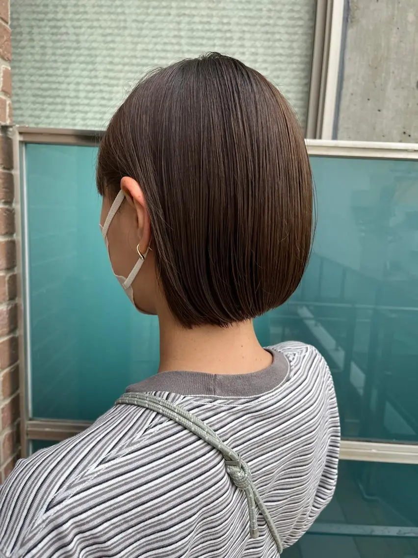 セミロング カラー パーマ ヘアアレンジ メンズ キッズ ネイル マツエク・マツパ アイブロウ メンズパーマ セミロングパーマ ブラウンカラー ケアカラー 透明感カラー 久木原 ゆりのヘアスタイル