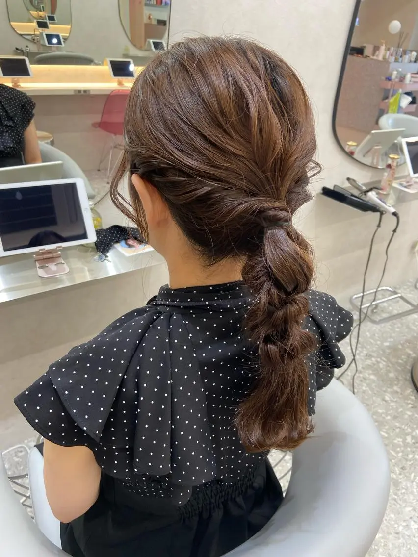 セミロング ヘアアレンジ シールエクステ ケアカラー ピンクブラウン エクステ 韓国風ヘア ヘアセット 新宿/韓国ヘア 中明度カラー/かやのヘアスタイル