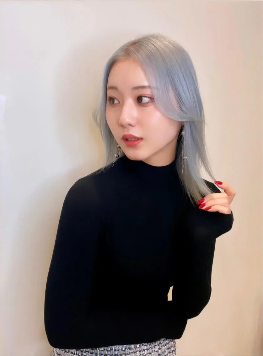 ミディアム トリートメント 韓国ハイレイヤー ハッシュカット特化のヘアスタイル