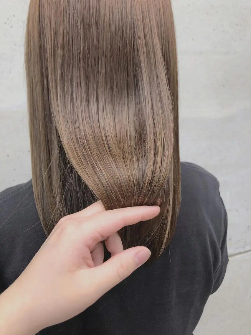 ロング カラー ALLY/廣瀬 眞子のヘアスタイル