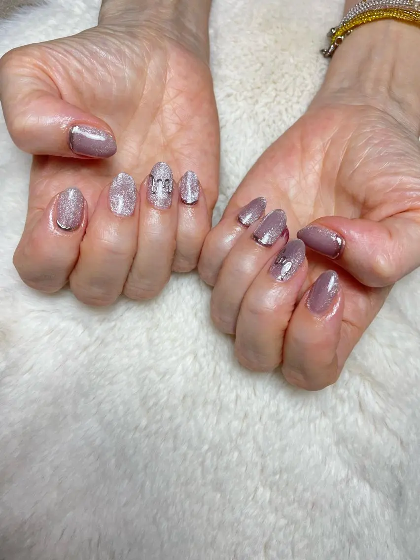 ネイル ハンドネイル ハンドケア 岩山 直子のネイルデザイン
