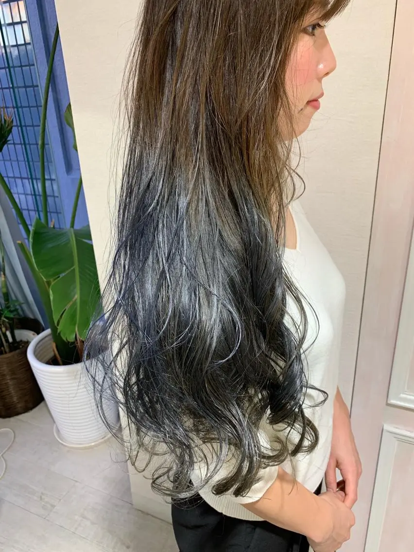 ロング カラー パーマ ヘアアレンジ マツエク・マツパ レイヤー&カラー 人気美容師倉崎涼のヘアスタイル