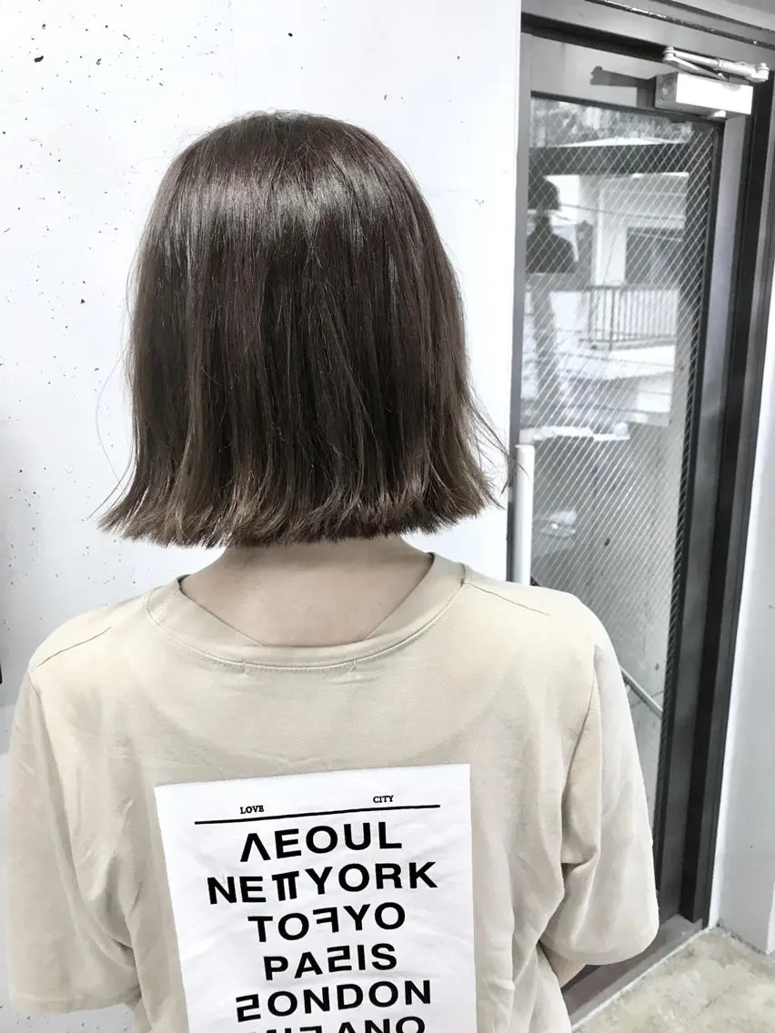 ショート カラー 切りっぱなしボブ ボブ カット トリートメント lok[ロク] 高田馬場のヘアスタイル