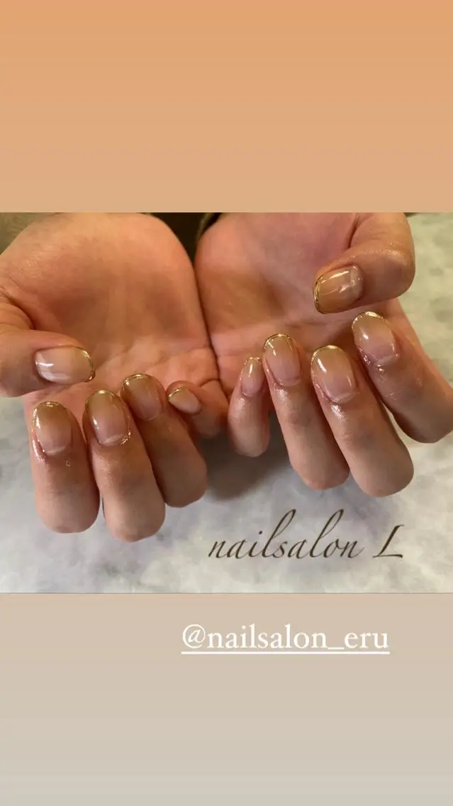 ネイル フレンチネイル ミラーネイル NAILSALON Ｌのネイルデザイン
