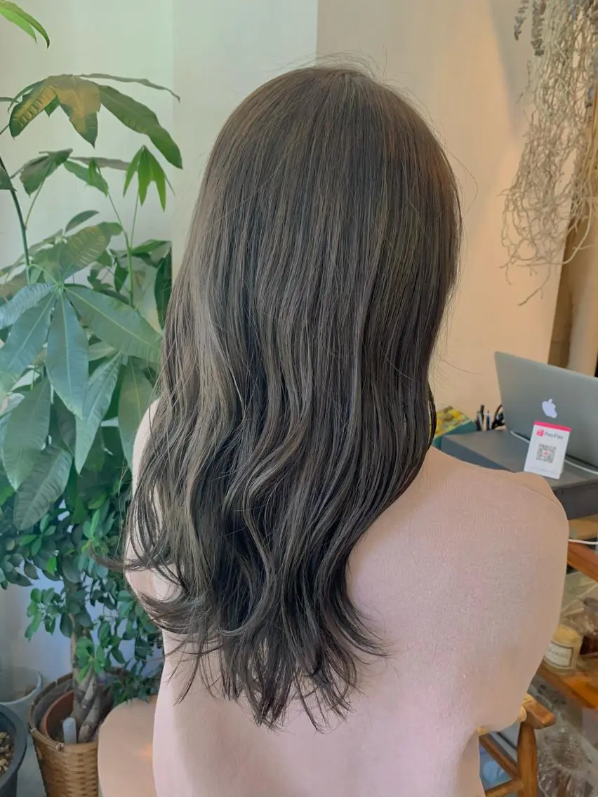 ロング カラー ヘアアレンジ REONA🪽✨薬院 レイヤーカット🫧のヘアスタイル