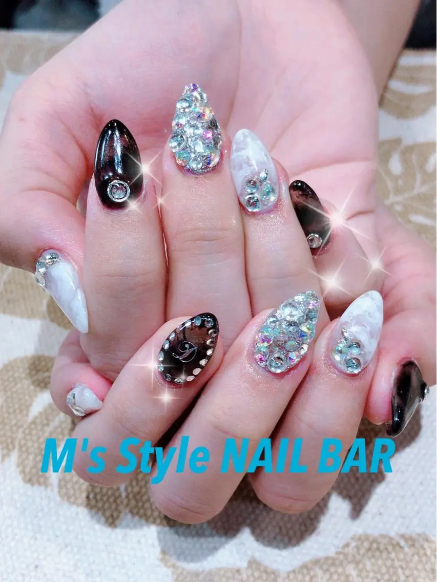 ネイル クリアネイル 大理石ネイル(マーブル) 持ち込み ホワイト ハンドネイル M's Style NAIL BARのネイルデザイン