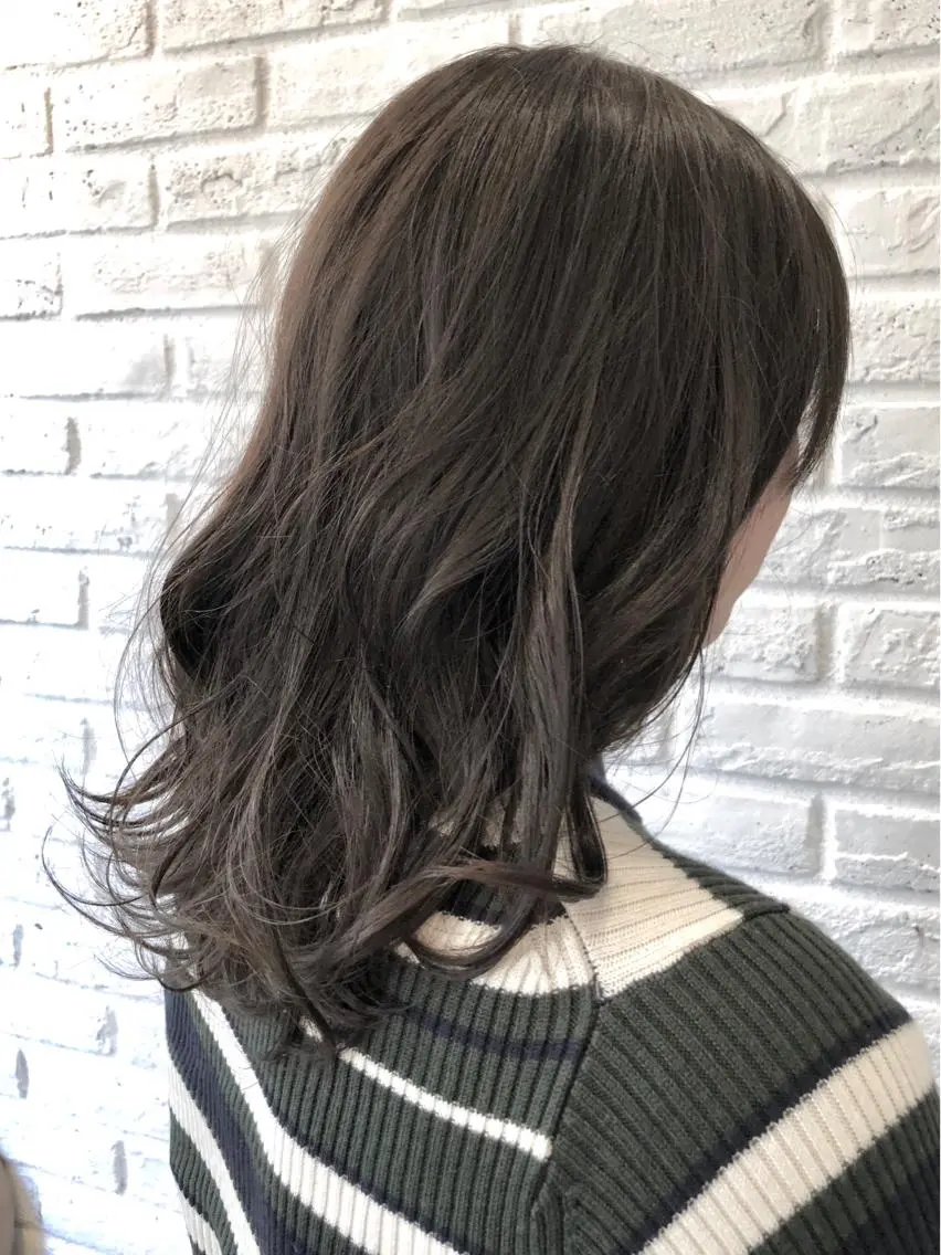 ミディアム ハイライト 大石 健太のヘアスタイル