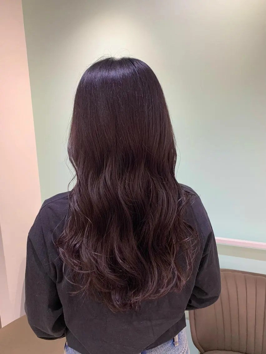 セミロング パープルカラー ヘアカラー トリートメント 森山 佳小里/カラー /似合わせカットのヘアスタイル
