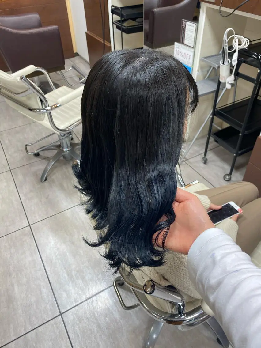 ミディアム カラー ヘアアレンジ ヘアカラー トリートメント 川上 麻梨阿のヘアスタイル