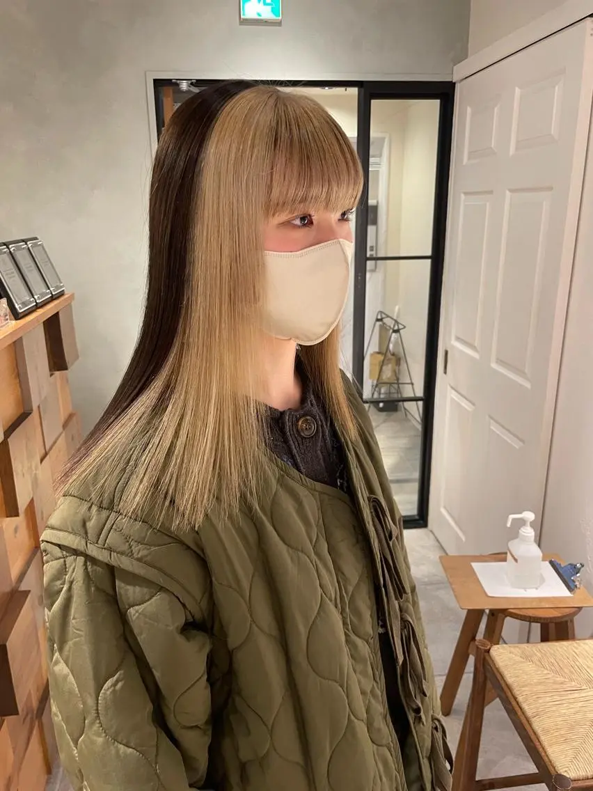 セミロング カラー ベージュカラー ブリーチ ホワイトベージュ 顔周りカット puf/ rinaのヘアスタイル