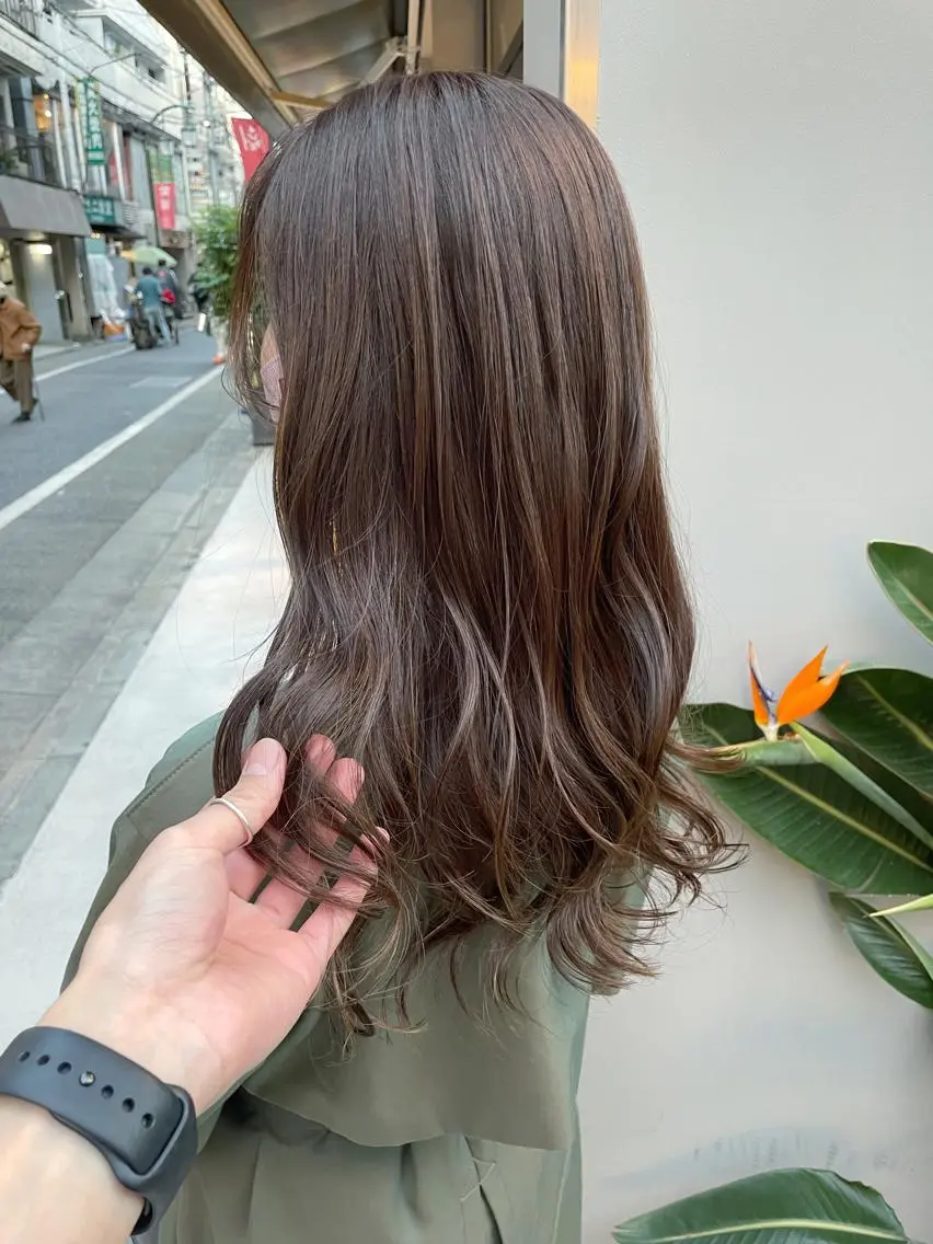 セミロング カラー アッシュ ベージュカラー ハイライトカラー ハイライト カット トリートメント HIROKI ”博多 /ボブのヘアスタイル