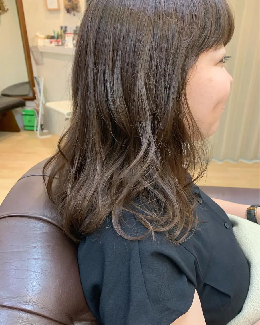 ミディアム カラー クニモトハルナ ボブ/柔らかカラーのヘアスタイル