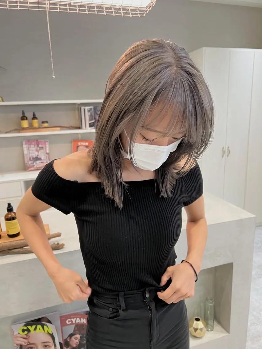 ミディアム ミストバング 韓国風カラー ボブ ハイライト 髪質改善 タナカ レイのヘアスタイル