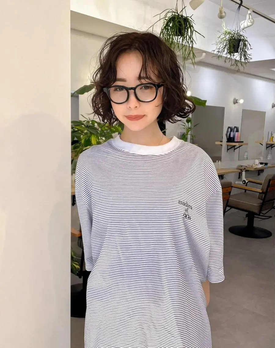ショート カラー パーマ ボブ カット パーマ トリートメント メンズカット メンズパーマのヘアスタイル